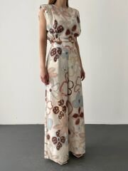 DESENLİ VATKALI BLUZ VE PANTALON