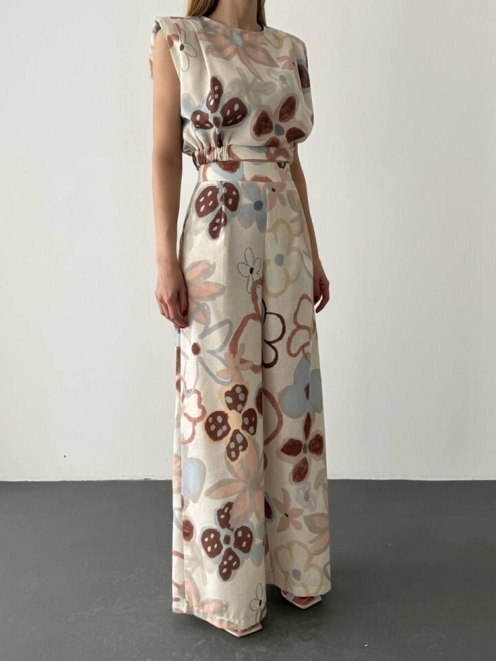 ÇİÇEK DESENLİ TAKIM BLUZ VE PANTALON